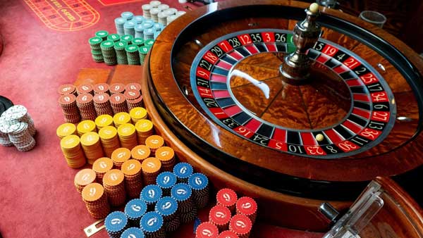 WHY DO CASINOS USE CHIPS  PokerCasinoSlot 2022